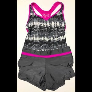 Women’s Gerry 2-piece bikini set with bra cups.